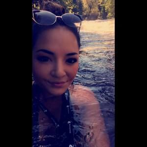 Meet your Posher, Jade